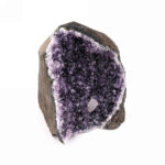 Amethyst Stufe mit Standfläche in schöner Farbe Edelsteine Heilsteine bei Wunderstein24