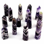 Amethyst Chevron Natur Spitze poliert 10 g – 20 g aus Brasilien Edelsteine Heilsteine bei Wunderstein24