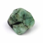 Smaragd Kristall poliert in sehr schöner Farbe und Struktur Edelsteine Heilsteine bei Wunderstein24
