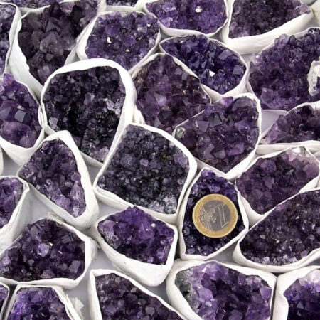 Amethyst Stufe 350 – 400 g aus Brasilien in sehr guter Qualität Edelsteine Heilsteine bei Wunderstein24