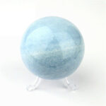 Calcit Kugel hellblau aus Madagaskar in guter Qualität und Farbe Edelsteine Heilsteine bei Wunderstein24