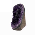 Amethyst Stufe mit Standfläche in bester Farbe Edelsteine Heilsteine bei Wunderstein24