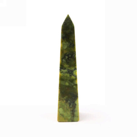 Jade | Serpentin Obelisk | Spitze poliert aus Peru in bester Farbe Edelsteine Heilsteine bei Wunderstein24