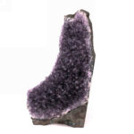 Amethyst Stufe mit Standfläche in schöner Farbe Edelsteine Heilsteine bei Wunderstein24
