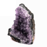 Amethyst Stufe mit Standfläche in schöner Farbe Edelsteine Heilsteine bei Wunderstein24