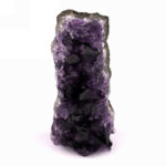 Amethyst Stufe mit Standfläche aus Uruguay in bester Farbe Edelsteine Heilsteine bei Wunderstein24