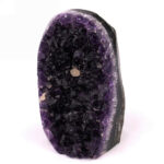 Amethyst Stufe mit poliertem Rand und Standfläche in Top Farbe und Qualität Edelsteine Heilsteine bei Wunderstein24