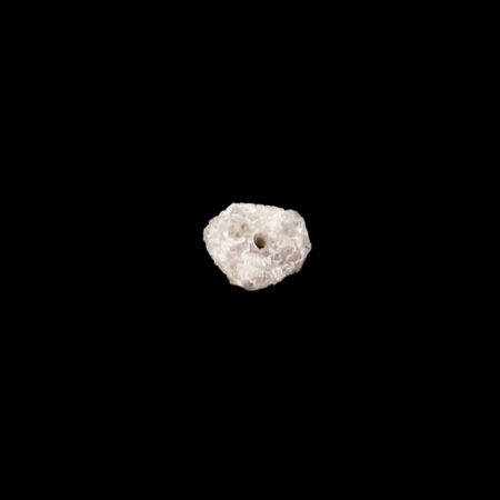 Diamant weiß Ø ca. 5,6 mm Rohdiamant 0,65 Karat Südafrika gebohrt Edelsteine Heilsteine bei Wunderstein24