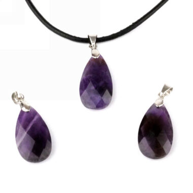 Amethyst facettierter Tropfen | Cabochon Anhänger mit Silber rhodinierter Öse Edelsteine Heilsteine bei Wunderstein24