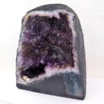 XXL Amethyst Druse A-Qualität Höhe 289 mm / 12800 g Geode Stufe Standfläche Edelsteine Heilsteine bei Wunderstein24