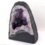 XXL Amethyst Druse A-Qualität Höhe 280 mm / 14470 g Geode Stufe Standfläche Edelsteine Heilsteine bei Wunderstein24