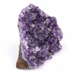 Amethyst Stufe Höhe 114 mm mit Standfläche in sehr schöner Farbe Edelsteine Heilsteine bei Wunderstein24