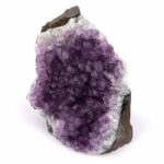 Amethyst Stufe Höhe 107 mm mit Standfläche in sehr schöner Farbe Edelsteine Heilsteine bei Wunderstein24