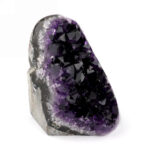 Amethyst Stufe mit poliertem Rand und Standfläche in weltbester Farbe und Qualität Edelsteine Heilsteine bei Wunderstein24