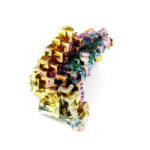 große Wismut (Bismuth) Kristall Stufe in einzigartiger Qualität und Farbe Edelsteine Heilsteine bei Wunderstein24