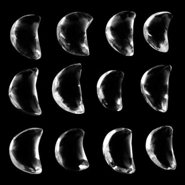 Bergkristall Mond Ø 35 – 50 mm glasklar in bester Qualität aus Brasilien Edelsteine Heilsteine bei Wunderstein24