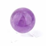 Maraba Amethyst Kugel transparent Ø 45 mm in sehr guter Farbe und Qualität Edelsteine Heilsteine bei Wunderstein24