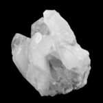 große Bergkristall Stufe transparent und klar aus Brasilien Edelsteine Heilsteine bei Wunderstein24