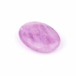 Kunzit Cabochon | Handschmeichler aus Nigeria in einzigartiger Qualität und Farbe Edelsteine Heilsteine bei Wunderstein24