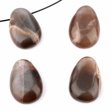 Mondstein dunkel Cabochon Anhänger seitlich gebohrt Edelsteine Heilsteine bei Wunderstein24