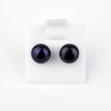 Perle blauschwarz | Süßwasser Ø ca. 8 mm Kugel Ohrstecker Paar versilbert Edelsteine Heilsteine bei Wunderstein24