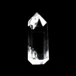 Bergkristall Spitze Höhe 69 mm transparent und glasklar aus Brasilien Edelsteine Heilsteine bei Wunderstein24
