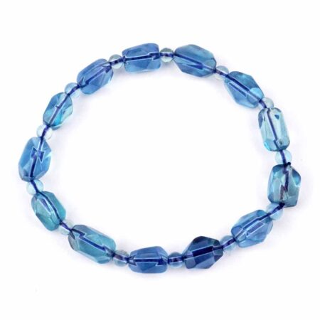 Selected Edition – Aquamarin facettiertes Ø 11 x 7,5 mm Edelstein Armband flexibel Edelsteine Heilsteine bei Wunderstein24
