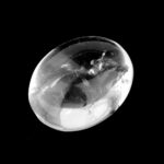 Bergkristall Handschmeichler Ø 42 mm transparent und glasklar Edelsteine Heilsteine bei Wunderstein24