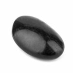Turmalin | Schörl Handschmeichler | Massagesteinstein schwarz Ø 53 mm Edelsteine Heilsteine bei Wunderstein24