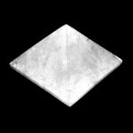 Bergkristall Pyramide transparent und klar aus Brasilien Edelsteine Heilsteine bei Wunderstein24