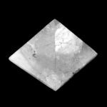 Bergkristall Pyramide transparent und klar aus Brasilien Edelsteine Heilsteine bei Wunderstein24