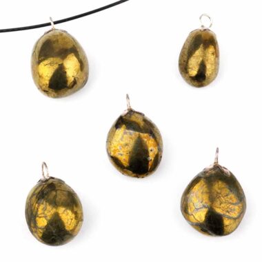 Chalcopyrit Anhänger mit 925 Sterling-Silber Öse aus Peru Edelsteine Heilsteine bei Wunderstein24 Chalcopyrit Anhänger mit 925 Sterling-Silber Öse aus Peru Edelsteine Heilsteine bei Wunderstein24