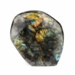 Labradorit Freiform Höhe 129 mm poliert in einzigartiger Qualität und Farbe Edelsteine Heilsteine bei Wunderstein24