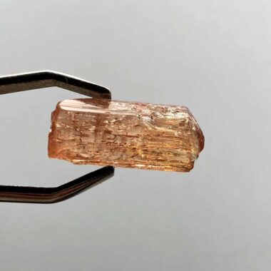 großer Topas Imperial | Goldtopas Kristall Länge 21 mm mit Spitze Edelsteine Heilsteine bei Wunderstein24