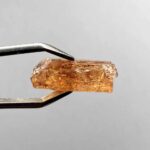 großer Topas Imperial | Goldtopas Kristall Länge 21 mm Edelsteine Heilsteine bei Wunderstein24