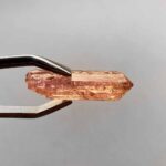 großer Topas Imperial | Goldtopas Kristall rot Länge 33 mm Edelsteine Heilsteine bei Wunderstein24