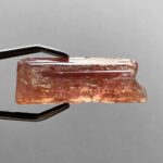 großer Topas Imperial | Goldtopas Kristall rot Länge 33 mm Edelsteine Heilsteine bei Wunderstein24