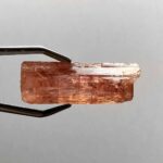 großer Topas Imperial | Goldtopas Kristall rot Länge 33 mm Edelsteine Heilsteine bei Wunderstein24