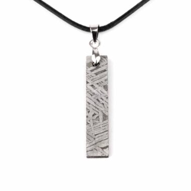 Meteorit Aletai Anhänger mit 925 Sterling-Silber Öse und schwarzem Satinband Edelsteine Heilsteine bei Wunderstein24 Meteorit Aletai Anhänger mit 925 Sterling-Silber Öse und schwarzem Satinband Edelsteine Heilsteine bei Wunderstein24