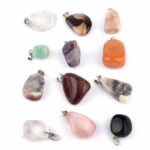 12 Stück verschiedene Edelstein – Anhänger Set im Geschenksäckchen Edelsteine Heilsteine bei Wunderstein24