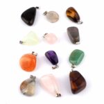 12 Stück verschiedene Edelstein – Anhänger Set im Geschenksäckchen Edelsteine Heilsteine bei Wunderstein24