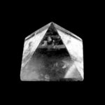 Bergkristall Pyramide AAA-Qualität transparent und glasklar aus Brasilien Edelsteine Heilsteine bei Wunderstein24