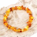 Bernstein Edelstein Armband Ostseeküste flexibel und dehnbar Edelsteine Heilsteine bei Wunderstein24 Bernstein Edelstein Armband Ostseeküste flexibel und dehnbar Edelsteine Heilsteine bei Wunderstein24