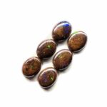 Boulder Opal Australien 10 x 8 x 3,2 mm Cabochon oval in bester Qualität Edelsteine Heilsteine bei Wunderstein24