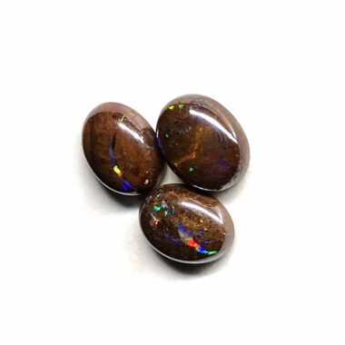 Boulder Opal Australien 10 x 8 x 3,2 mm Cabochon oval in bester Qualität Edelsteine Heilsteine bei Wunderstein24