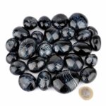 Achat Afrika schwarz Trommelsteine Ø 25 – 50 mm mit wunderschöner Maserung Edelsteine Heilsteine bei Wunderstein24