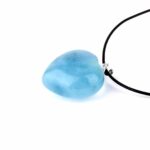 Aquamarin | Beryll Herz Anhänger Länge 29 mm mit 925 Sterling Silber Öse beste Farbe und Qualität Edelsteine Heilsteine bei Wunderstein24
