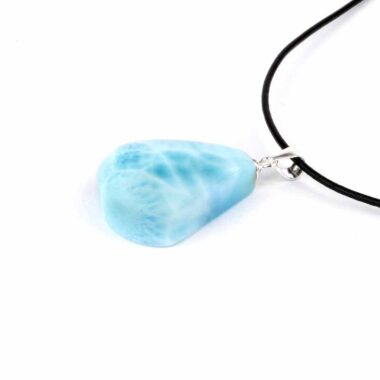 Larimar Cabochon Anhänger Länge 29 mm mit 925 Sterling-Silberöse in bester Qualität und Farbe Edelsteine Heilsteine bei Wunderstein24