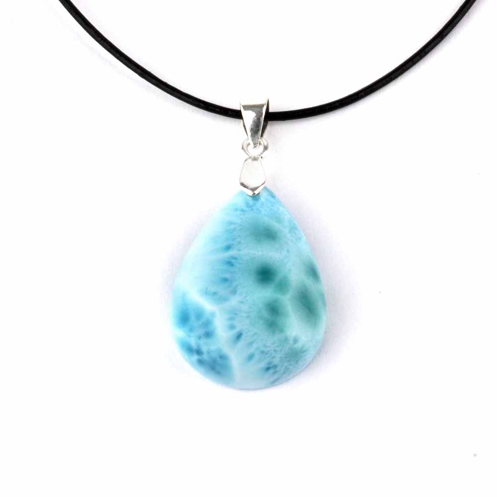 Larimar Cabochon Tropfen Anhänger Länge 34 mm mit 925 Sterling-Silberöse in bester Qualität und Farbe Edelsteine Heilsteine bei Wunderstein24 Larimar Cabochon Tropfen Anhänger Länge 34 mm mit 925 Sterling-Silberöse in bester Qualität und Farbe Edelsteine Heilsteine bei Wunderstein24
