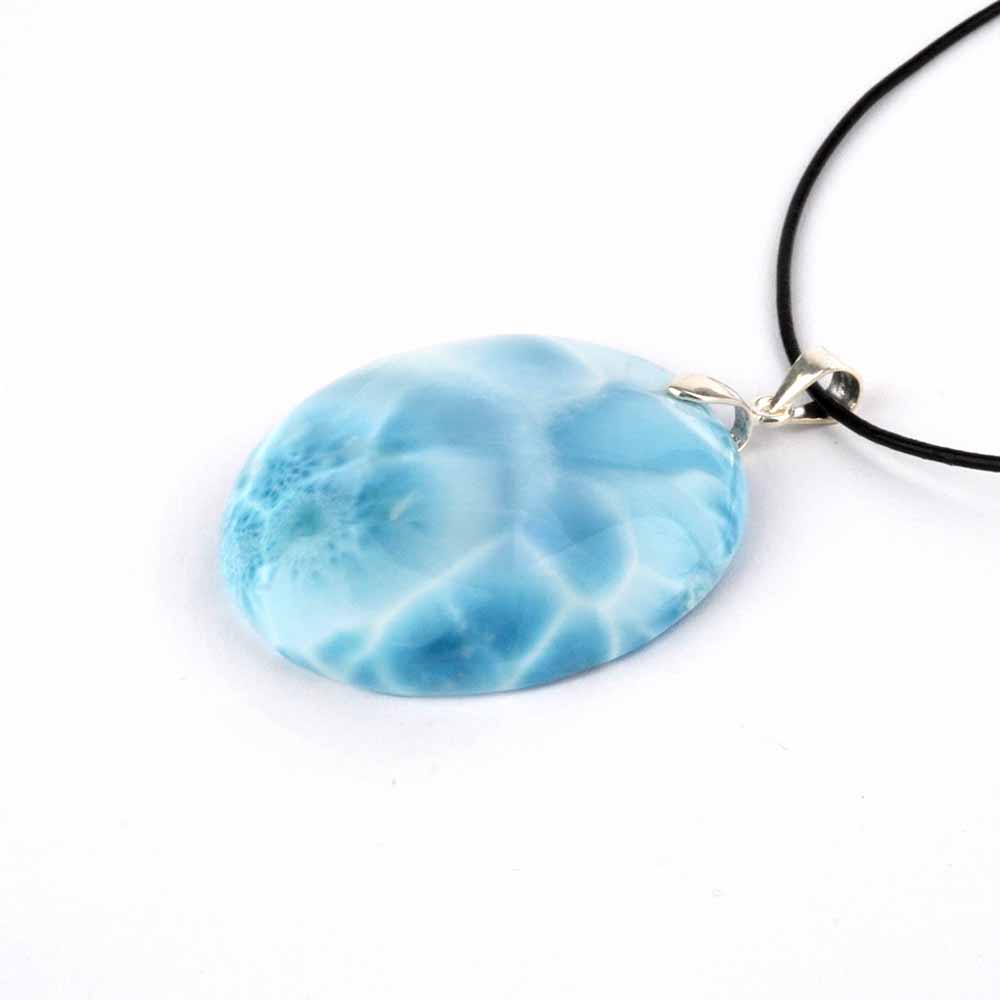 Larimar Cabochon Anhänger Länge 44 mm mit 925 Sterling-Silberöse in bester Qualität und Farbe Edelsteine Heilsteine bei Wunderstein24 Larimar Cabochon Anhänger Länge 44 mm mit 925 Sterling-Silberöse in bester Qualität und Farbe Edelsteine Heilsteine bei Wunderstein24